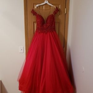 Red lace and backless mesh ballgown Prom Dress